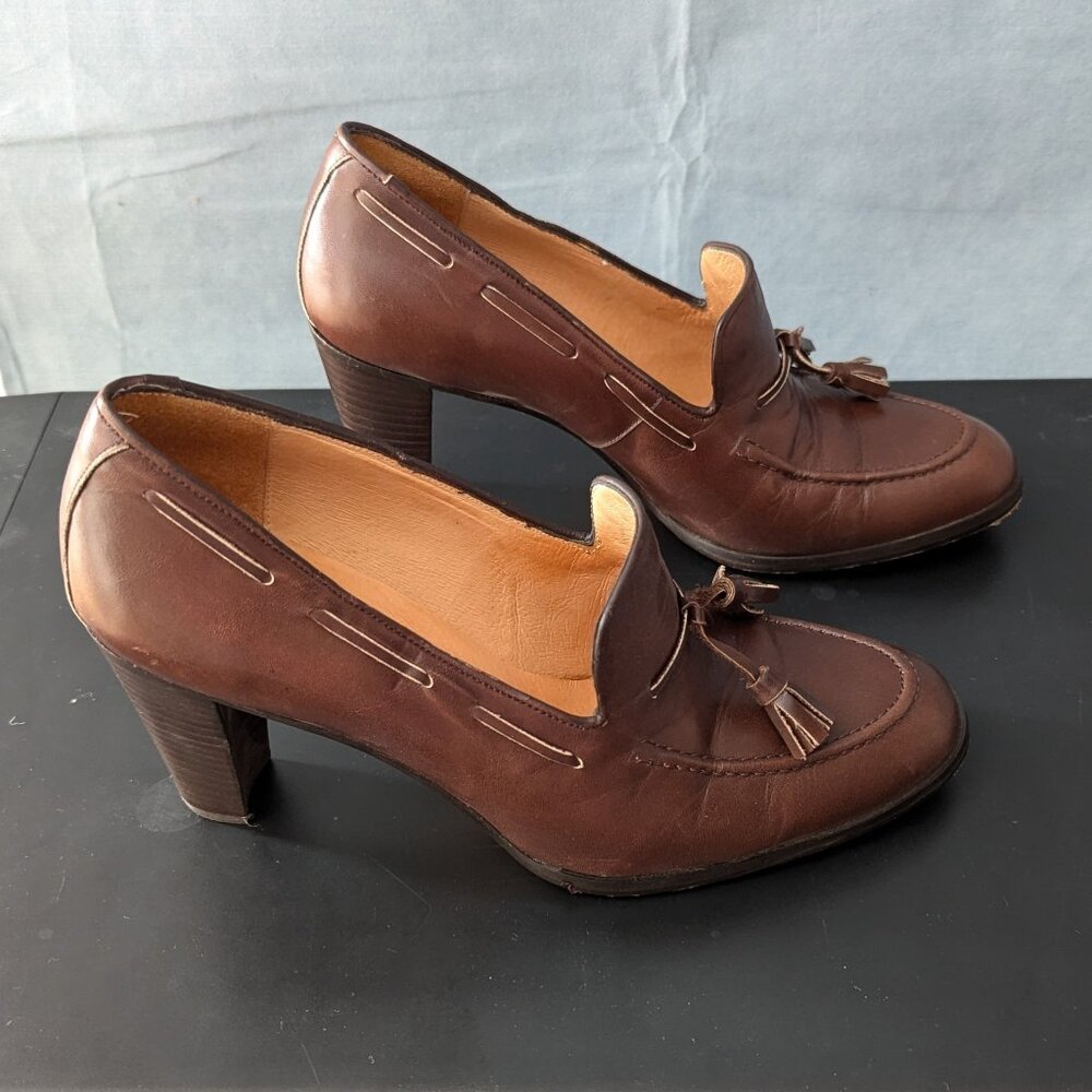 VINTAGE David Aaron Brown Heeled Leather Loafer with Bow Tassels Sz 8M